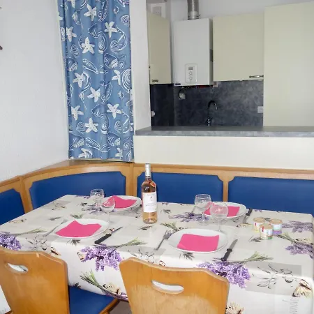 Le Nirvana-1 By Interhome