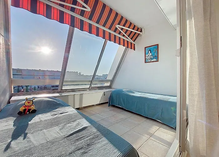 Le Nirvana-1 By Interhome